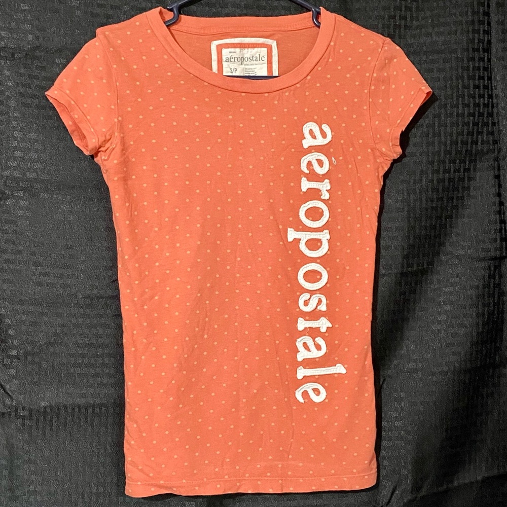 Aeropostale coral polka dot top